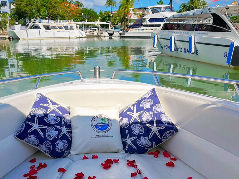Private Speed Boat Max 20 persons