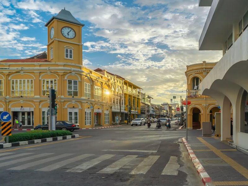 Phuket Private City Tour