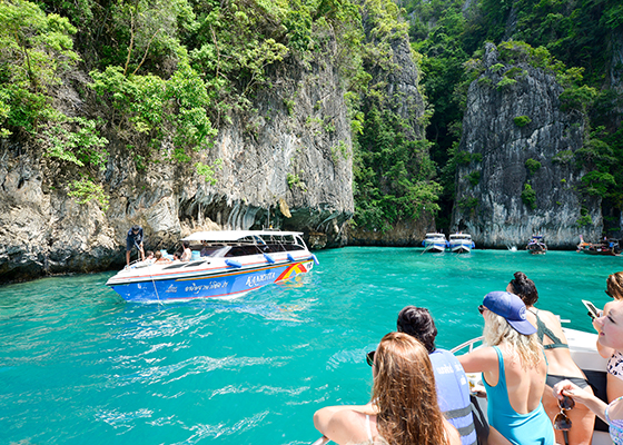 Phi Phi Sunrise Tour by Speed Boat
