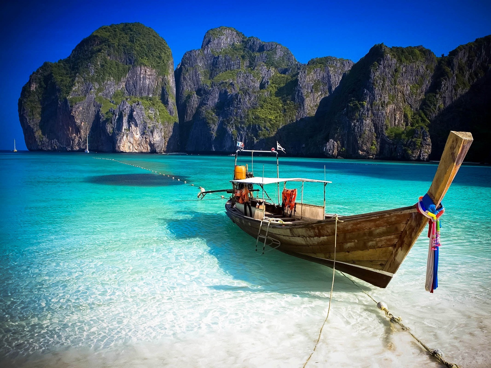 Phi Phi Mosquito Bamboo by speed boat