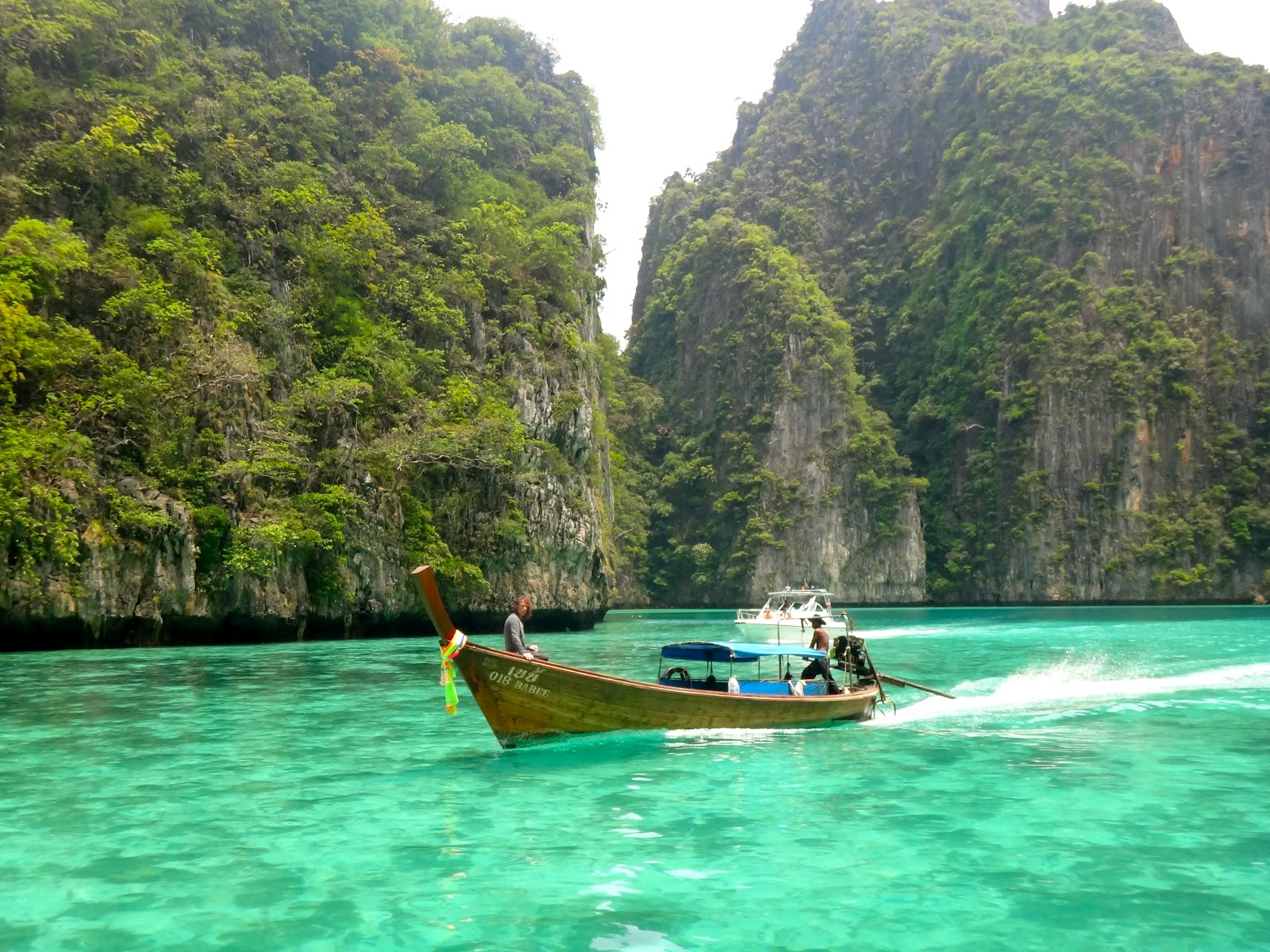 Phi Phi Mosquito Bamboo by speed boat