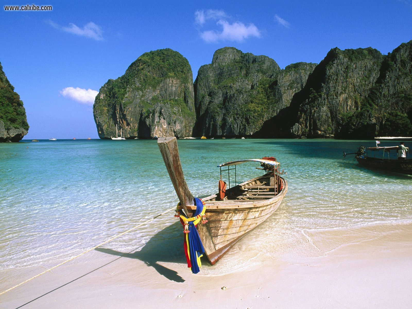 Phi Phi Mosquito Bamboo by speed boat