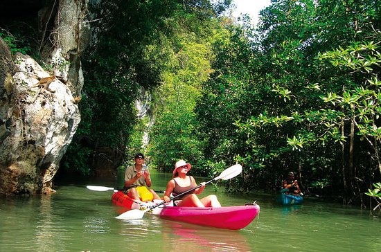 Emerald Island Kayaking at Krabi