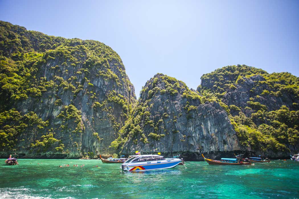 Phi Phi & Bamboo Island by Speed Boat