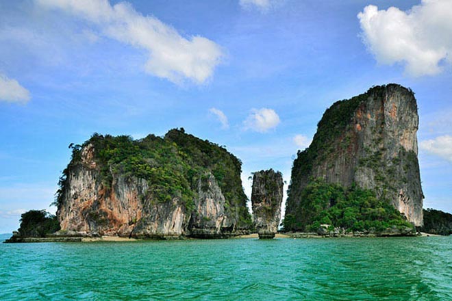 Phang Nga Bay by Big Boat James Bond Island
