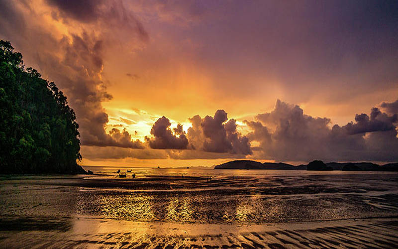 4 Islands &  Sunset Tor By long Tail boat Dinner