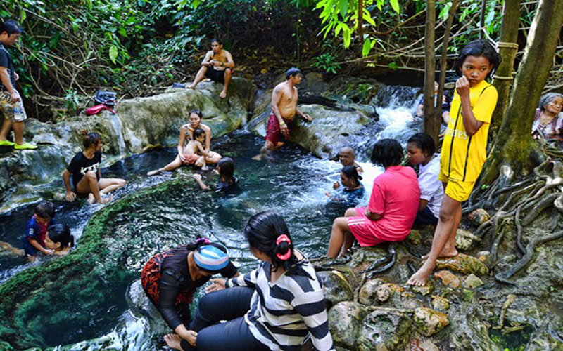 Full Day Hot Spring Waterfall & Emerald Pool ATV Adventure