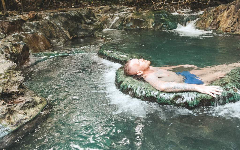 Half Day Day Hot Spring Waterfall & Emerald Pool Tour​ No Lunch