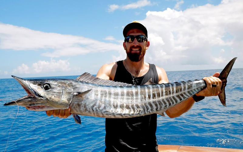 Full Day Fishing By Big Boat Fishing And Snorkeling at 4 Island