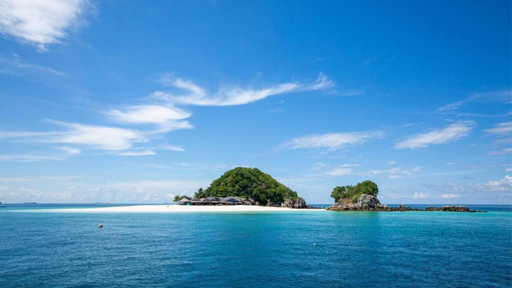 Khai Island by catamaran