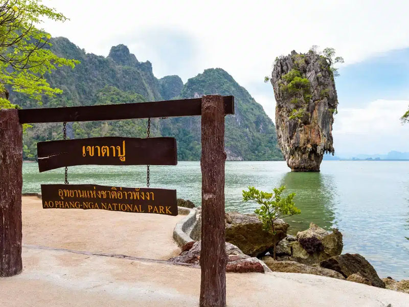James Bond  & Khai Island Premium Tour