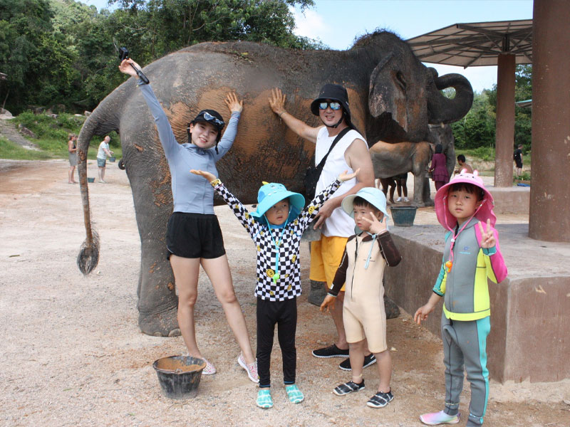Elephant Keeper for a Day
