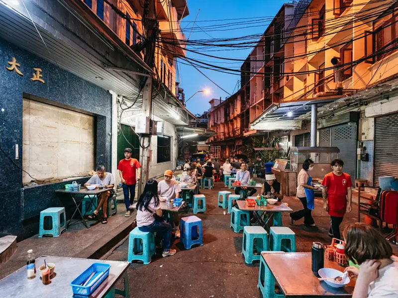 Bangkok Michelin Food Tour by TukTuk