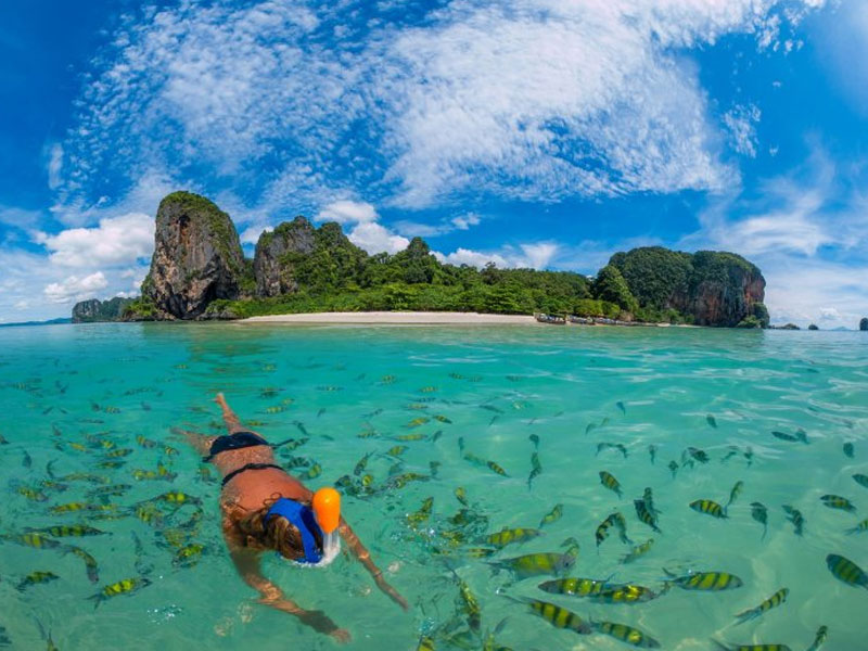 Phi Phi Sunrise Tour by Speed Boat