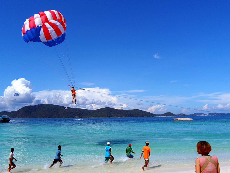 Raya & Coral Islands with Water Sports