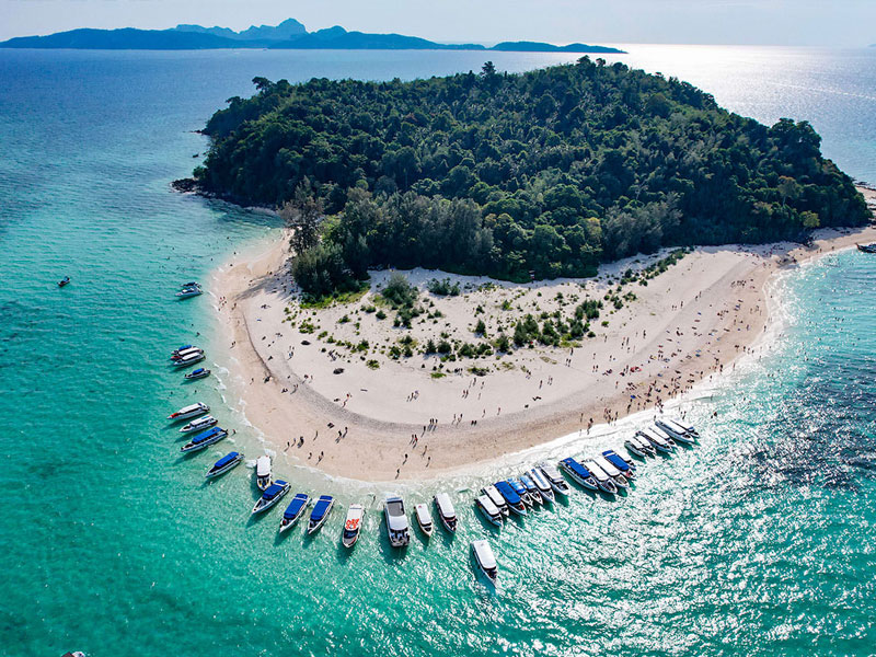 Private Speedboat Charters Phi Phi & Bamboo Islands