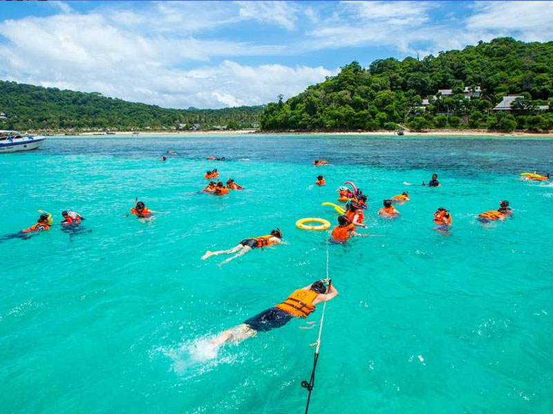 Private Charter to Coral Island