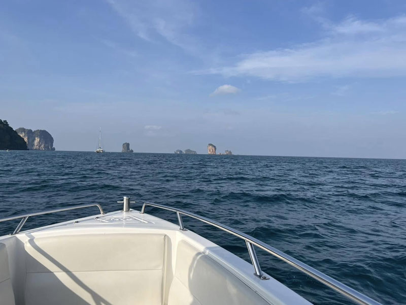 Private Speedboat Charters Phi Phi & Khai Islands